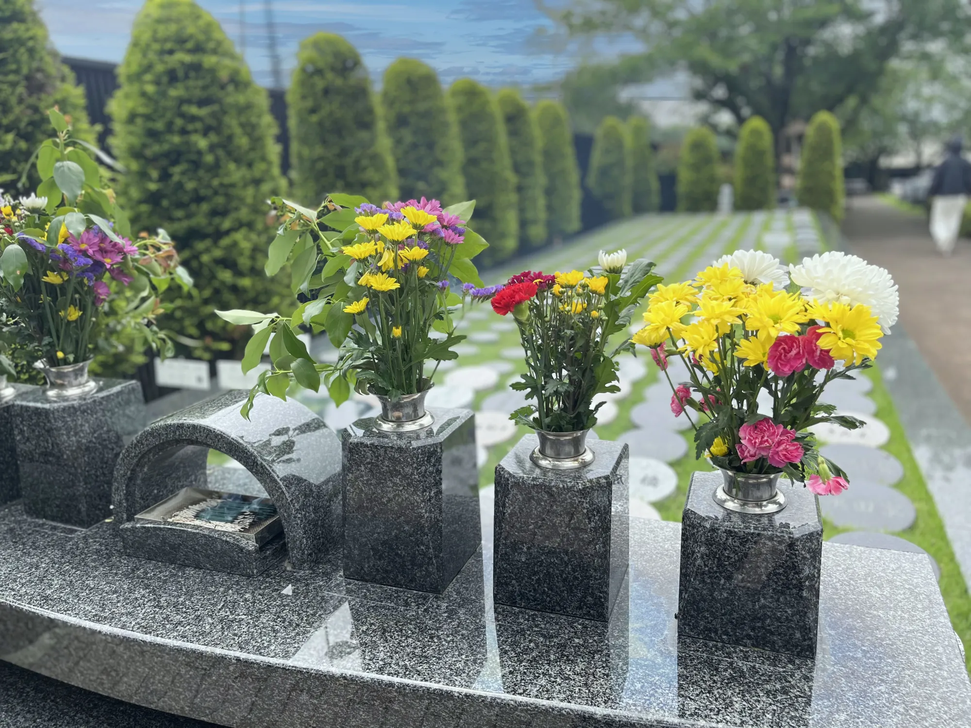 樹木葬の献花台