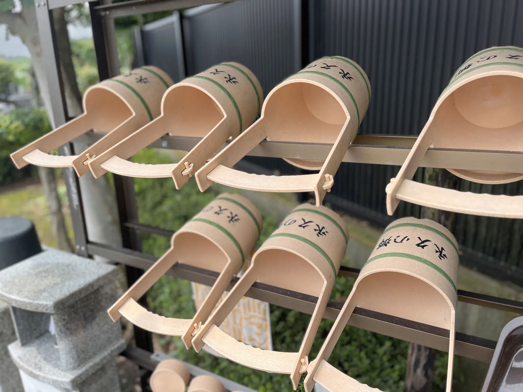 水場の手桶