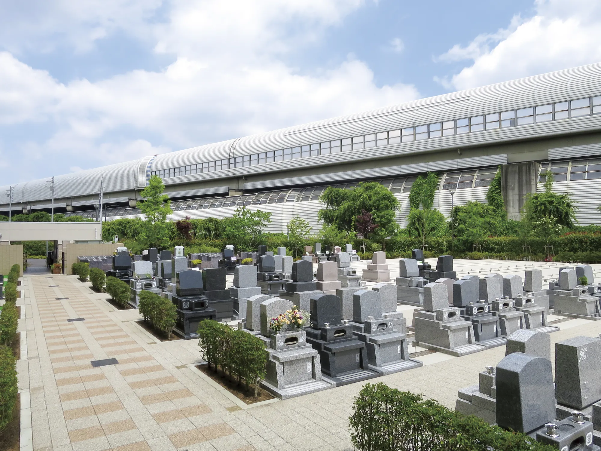川口光輪メモリアル 園内風景4