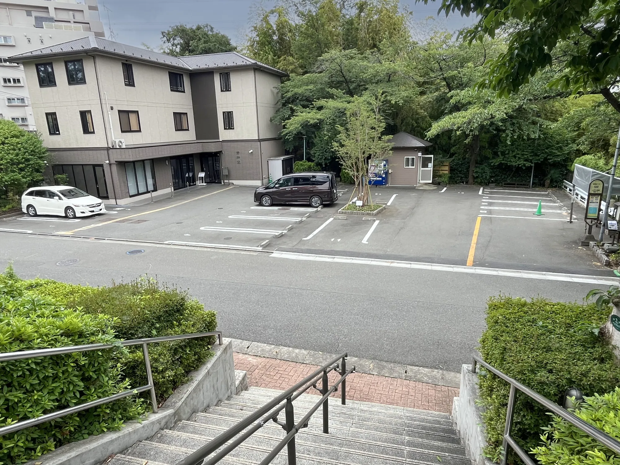 町田いずみ浄苑 駐車場