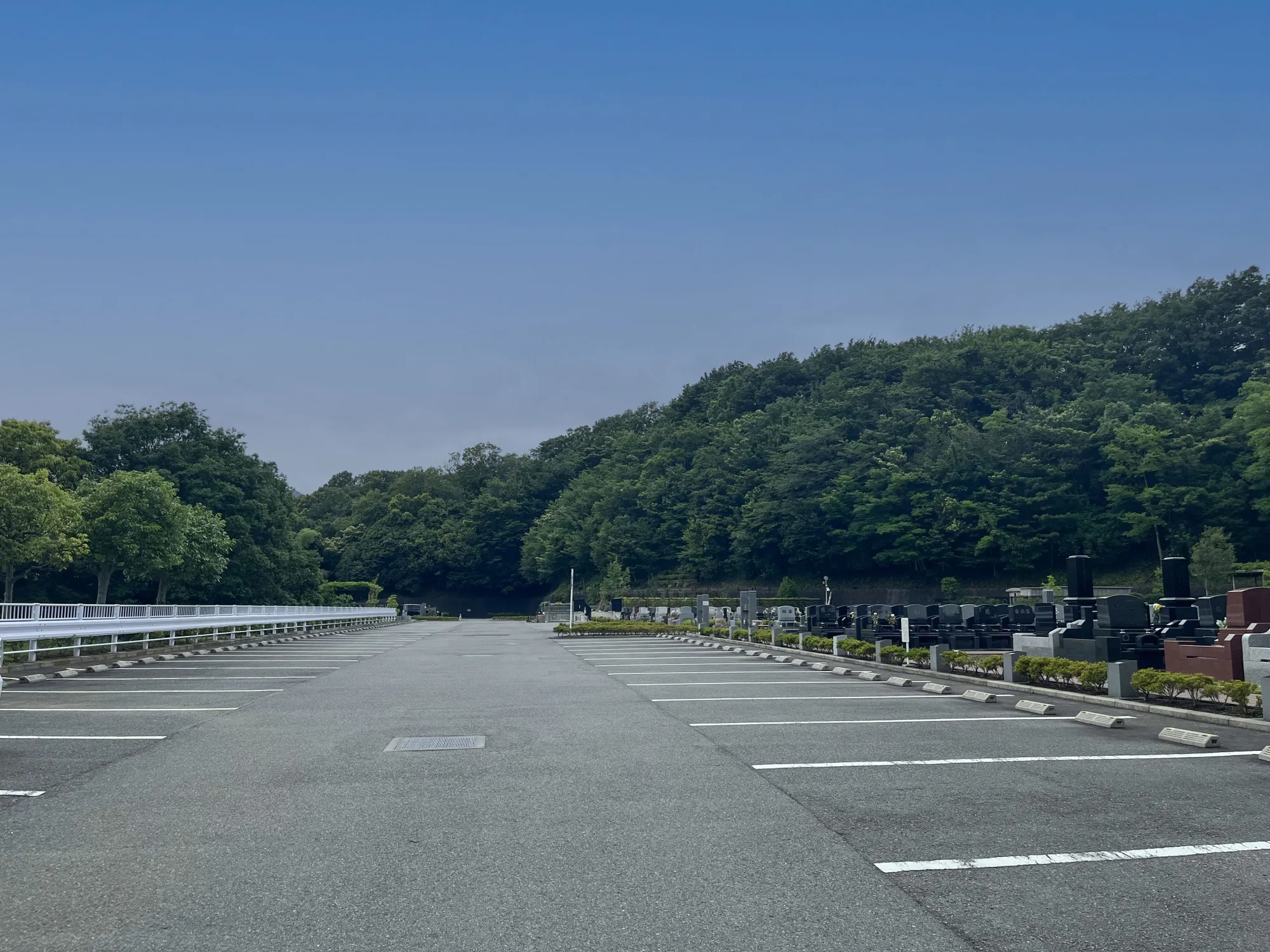 メモリアルパーク厚木ふるさとの丘 駐車場
