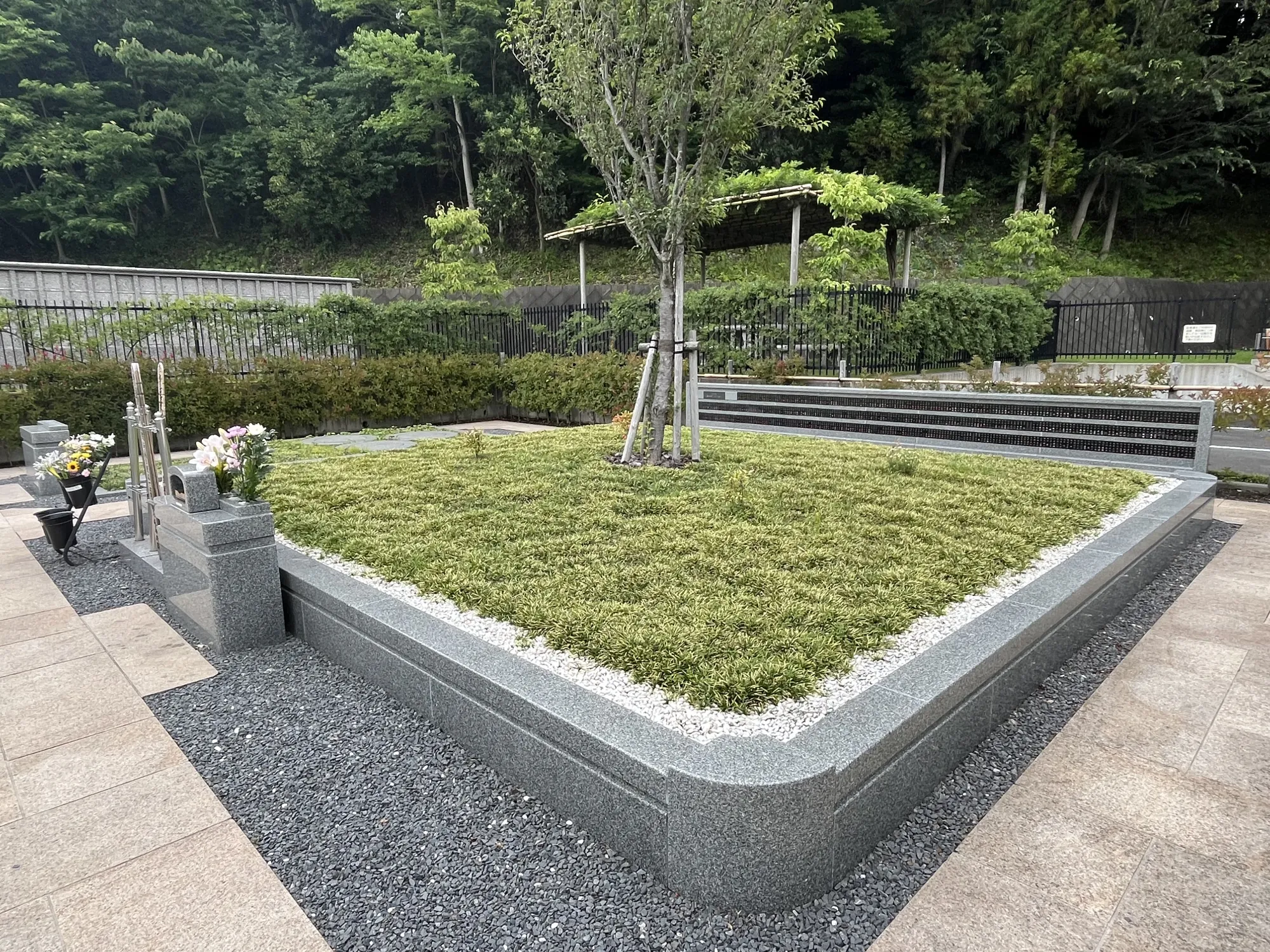 メモリアルパーク厚木ふるさとの丘 樹木葬「とこしえ」区画