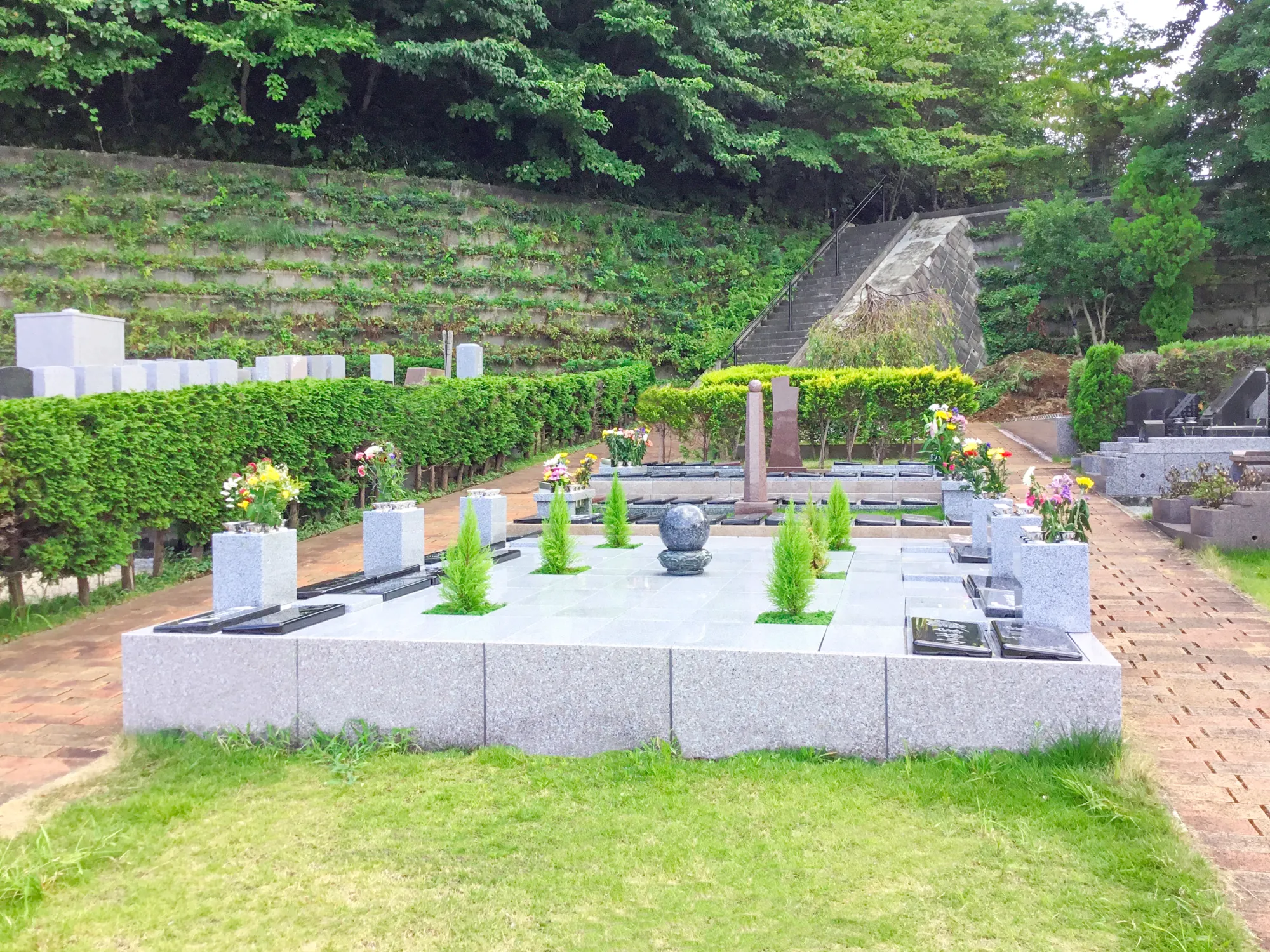 静林の丘鶴ヶ峰霊園 永代供養墓スズラン